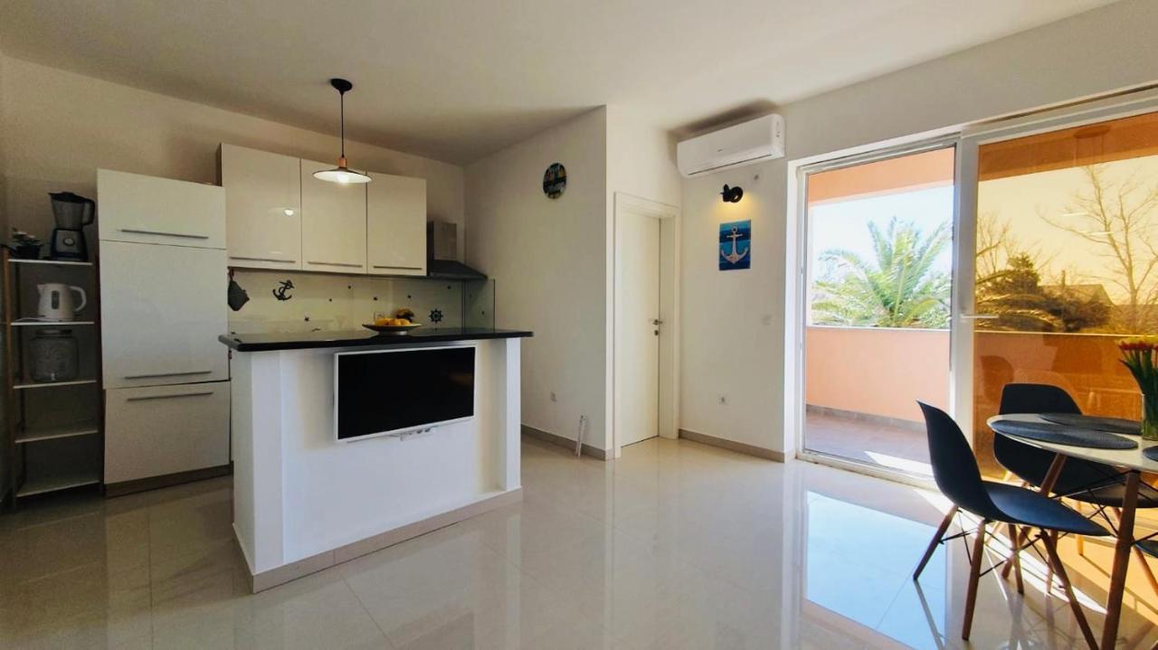 Apartman Petar Ražanac エクステリア 写真