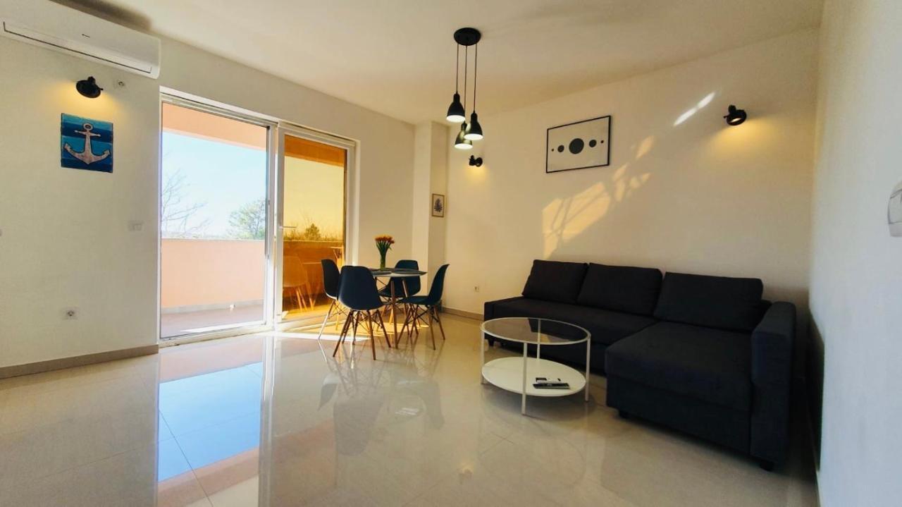 Apartman Petar Ražanac エクステリア 写真