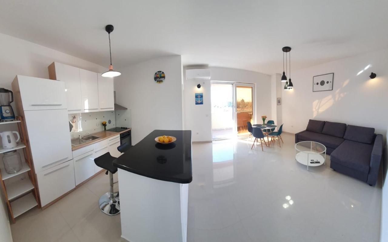 Apartman Petar Ražanac エクステリア 写真