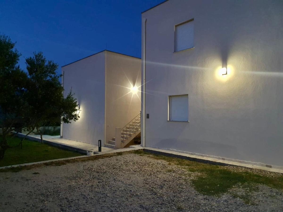 Apartman Petar Ražanac エクステリア 写真