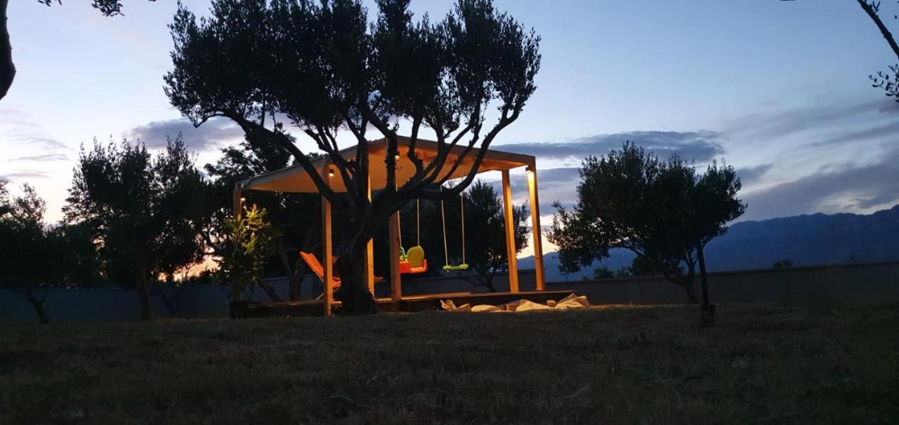 Apartman Petar Ražanac エクステリア 写真