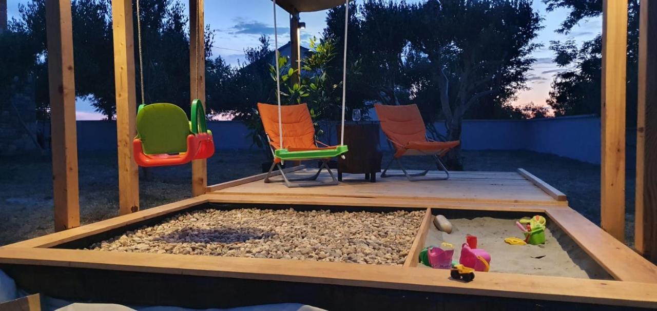 Apartman Petar Ražanac エクステリア 写真