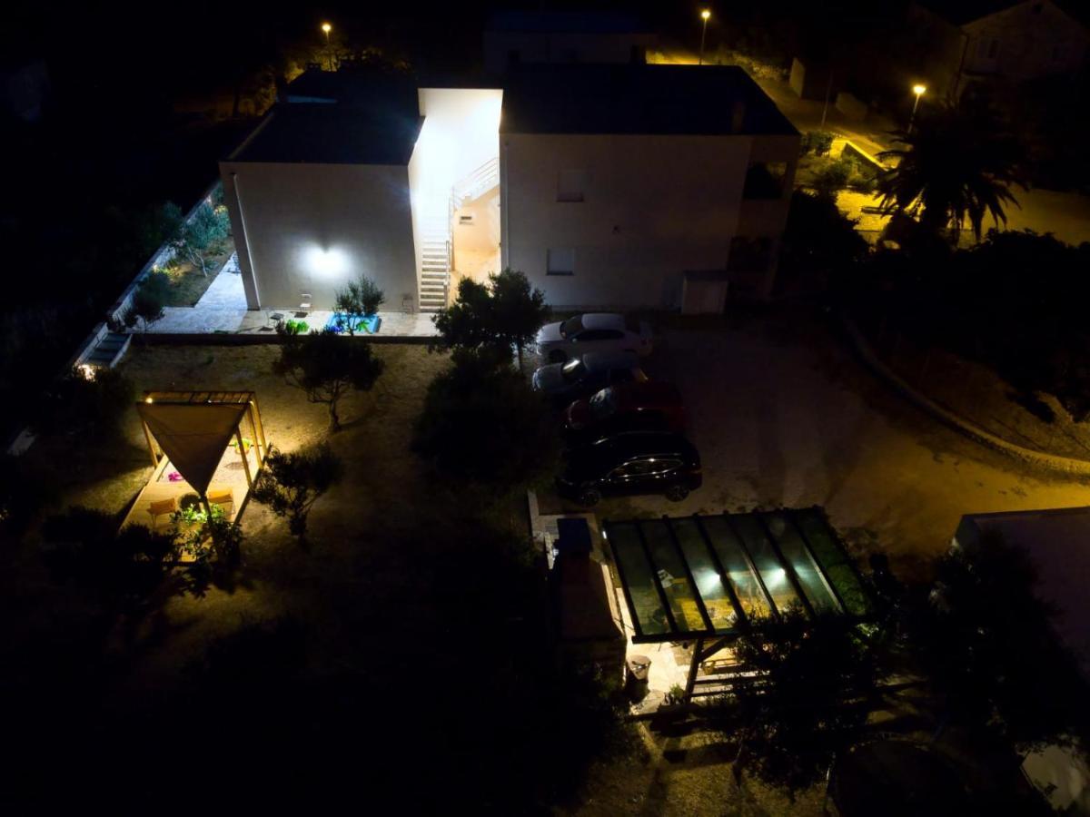 Apartman Petar Ražanac エクステリア 写真